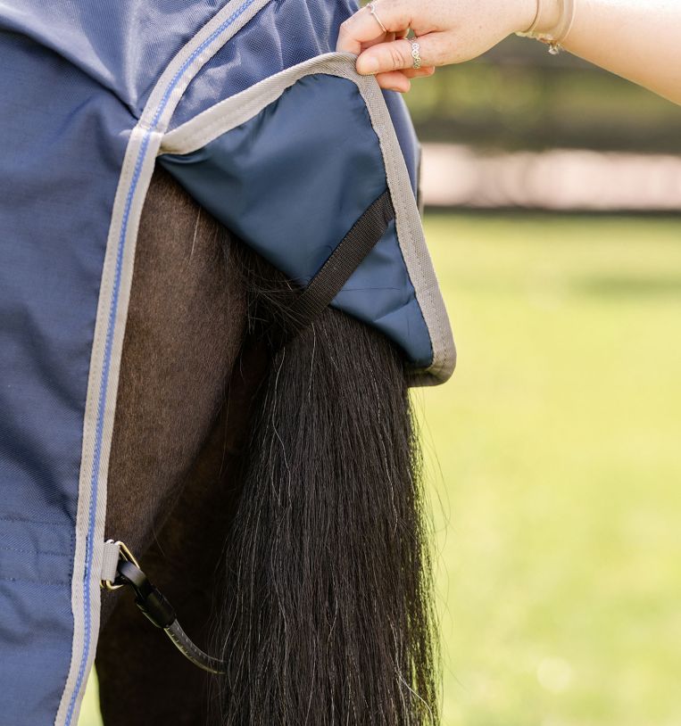 Tapis De Turnout Horseware Rhino Pony – 250g, Poids Moyen, Imperméable, Bleu Marine, Tailles 3'9 à 5'9